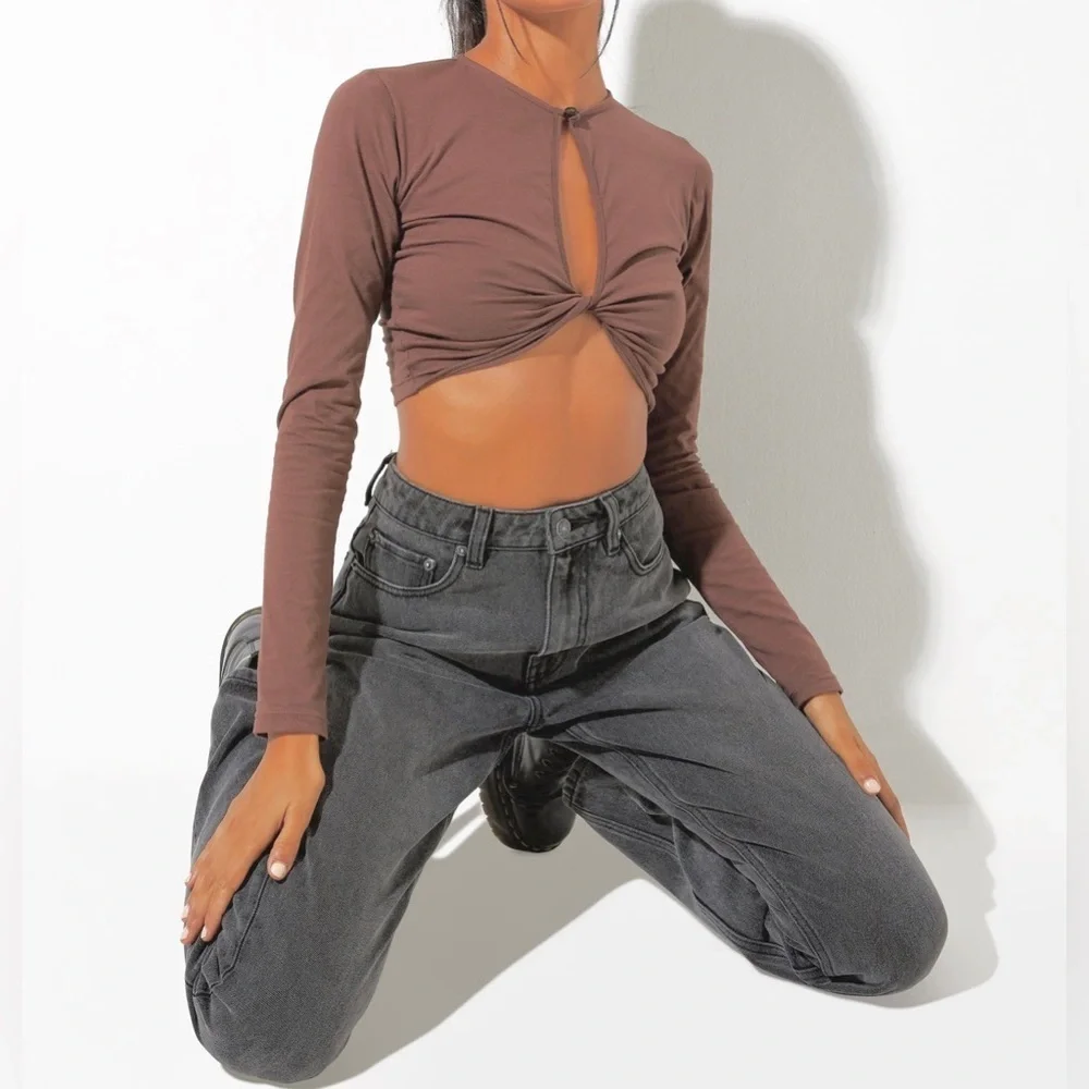 Free people beach long sleeve stretchy dusty nude open front crop top small new